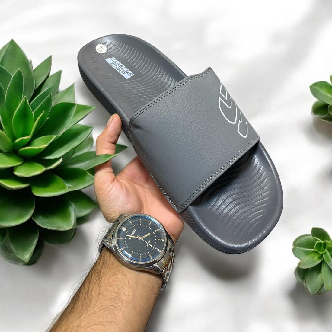 SKECHERS GRAY COMFORT SOFT SLIPPER
