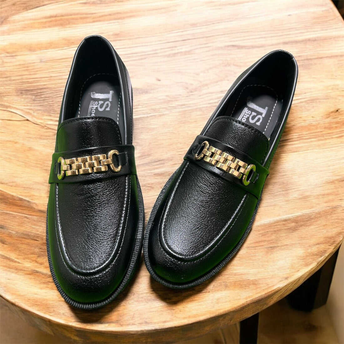 LATEST SHINNY LOAFFERS (BLACK)