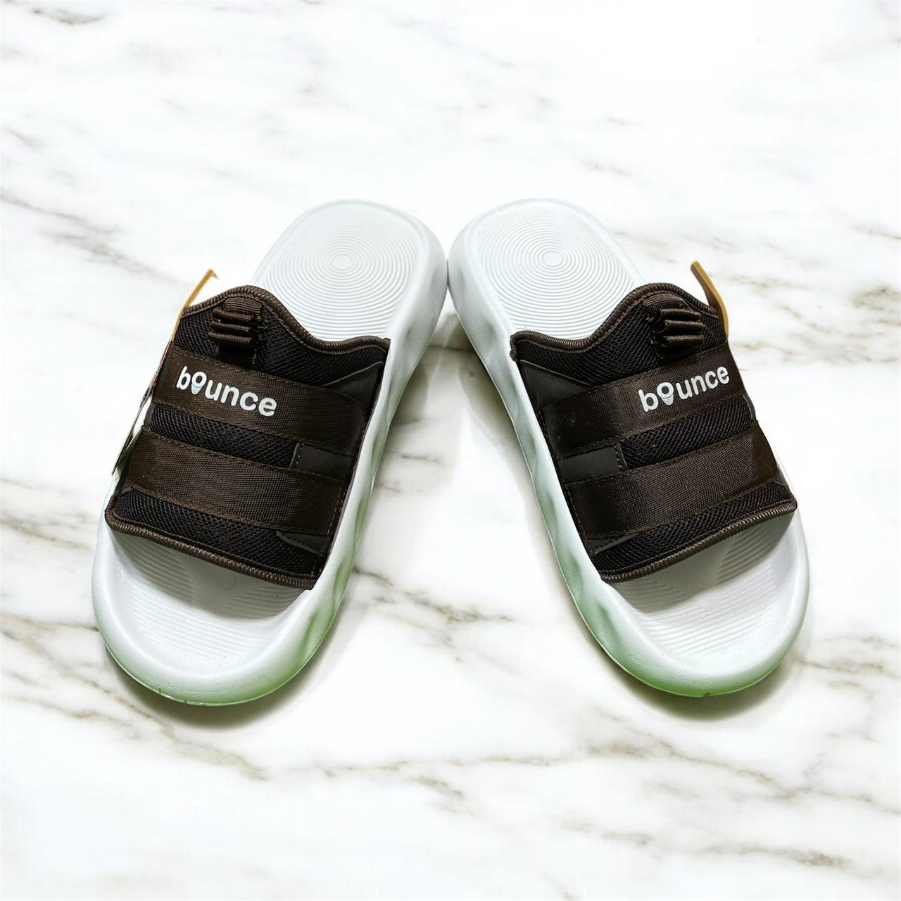 BOUNCE BROWN AND WHITE SLIPPER