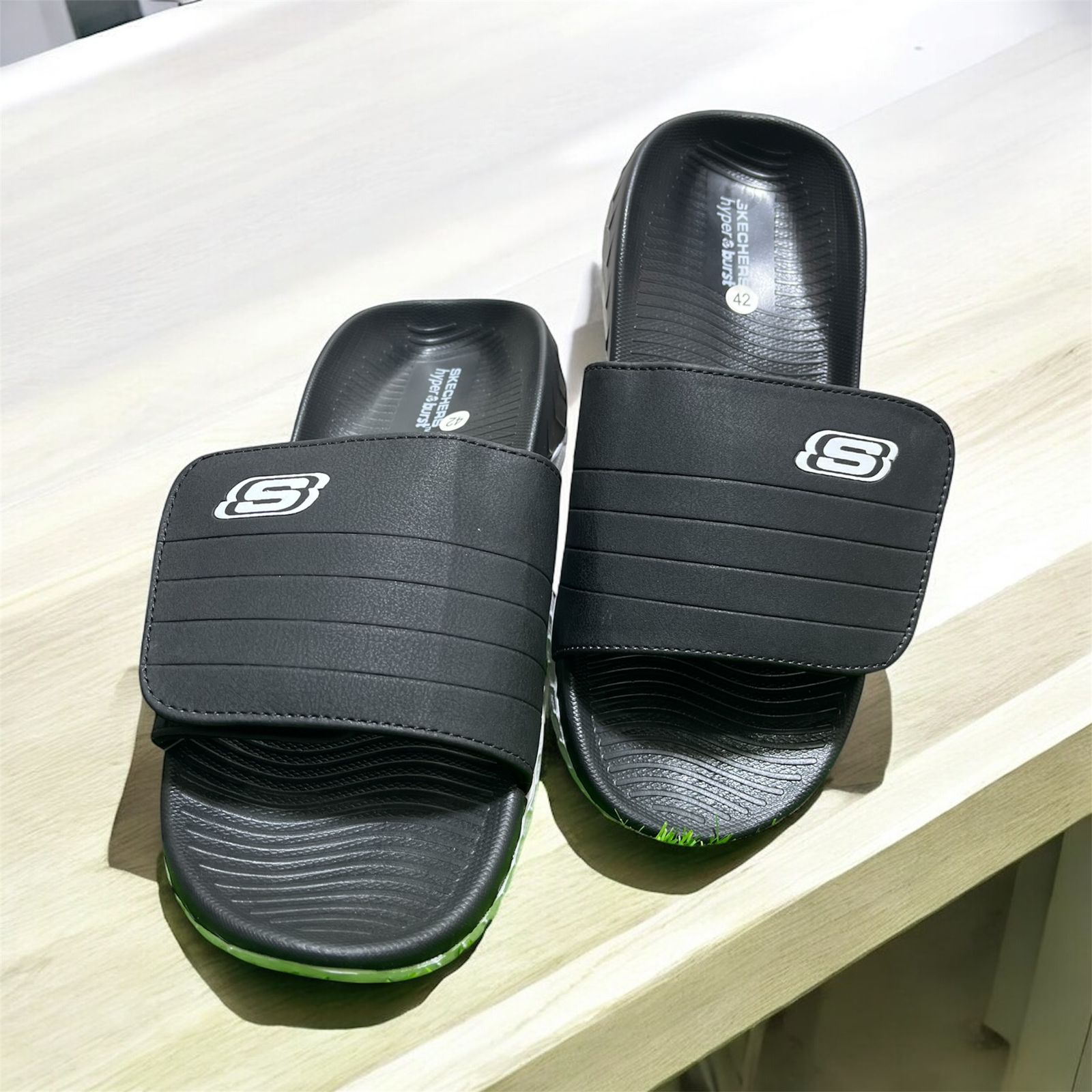 IMPORTED SKETCHER GO WALK SLIDES (USA2  BLACK)