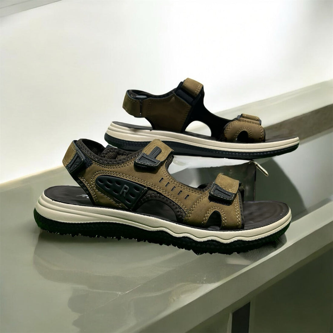 RUNNER SANDLE BROWN (2SP)