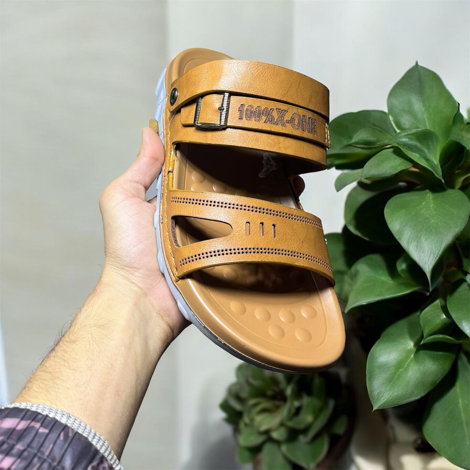X ONE SANDLES CAMLE