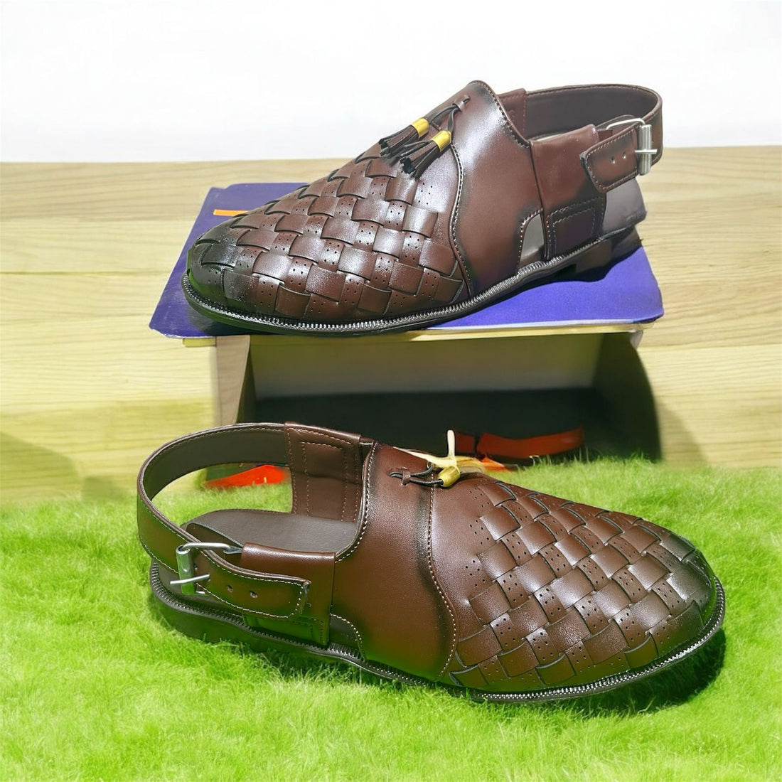 BROWN  CROCODILE FLOWER PESHAWARI CHAPPAL