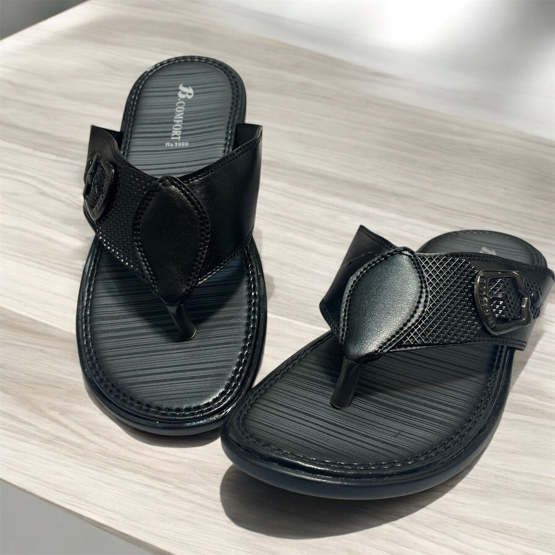 B COMFORT FLIP FLOP (BUCKLE) BLACK